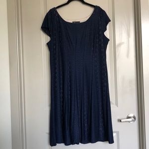 RN Studio by Ronni Nicole A-Line Dress Blue Eyelet Lined Stretch Cap Sleeve